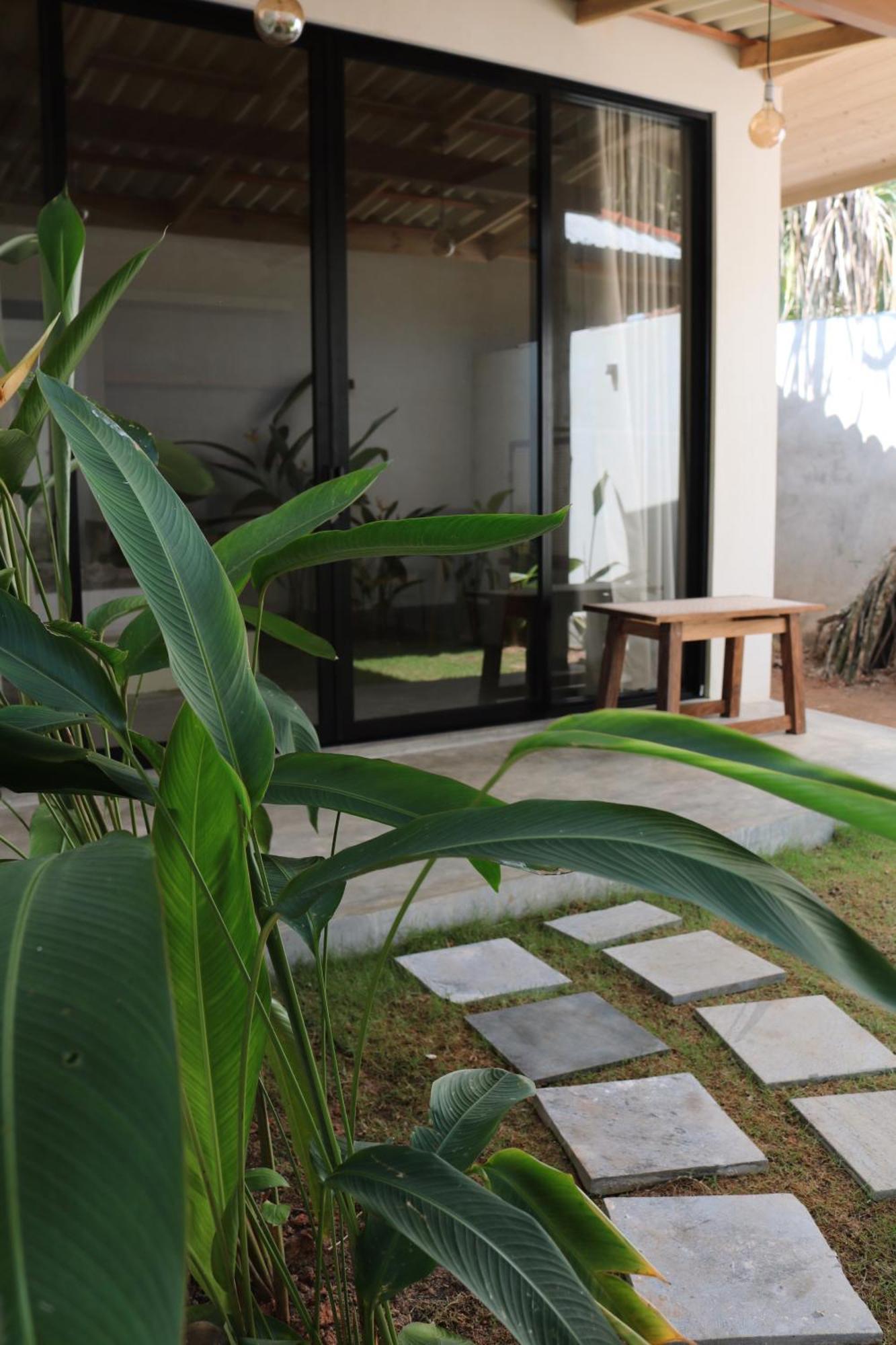 ホテル Swell Shacks マータラ エクステリア 写真